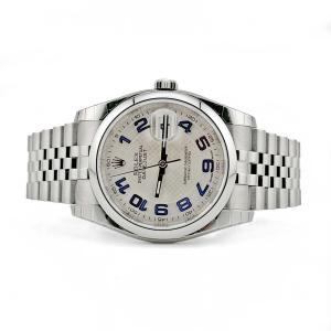 Esplora la raffinata collezione di orologi di lusso di Baraka Srl, situata nel cuore di Milano, in Piazza Missori 3. Con un'ampia selezione di orologi esclusivi, il nostro showroom rappresenta l'eleganza e la maestria orologiaia. Scopri i modelli unici e senza tempo, perfetti per chi cerca l'eccellenza in ogni dettaglio. Baraka Srl, un punto di riferimento per gli appassionati di orologi di alta classe, ti aspetta a Milano.