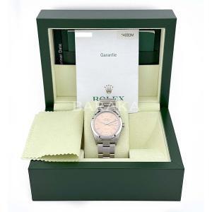 Esplora la raffinata collezione di orologi di lusso di Baraka Srl, situata nel cuore di Milano, in Piazza Missori 3. Con un'ampia selezione di orologi esclusivi, il nostro showroom rappresenta l'eleganza e la maestria orologiaia. Scopri i modelli unici e senza tempo, perfetti per chi cerca l'eccellenza in ogni dettaglio. Baraka Srl, un punto di riferimento per gli appassionati di orologi di alta classe, ti aspetta a Milano.