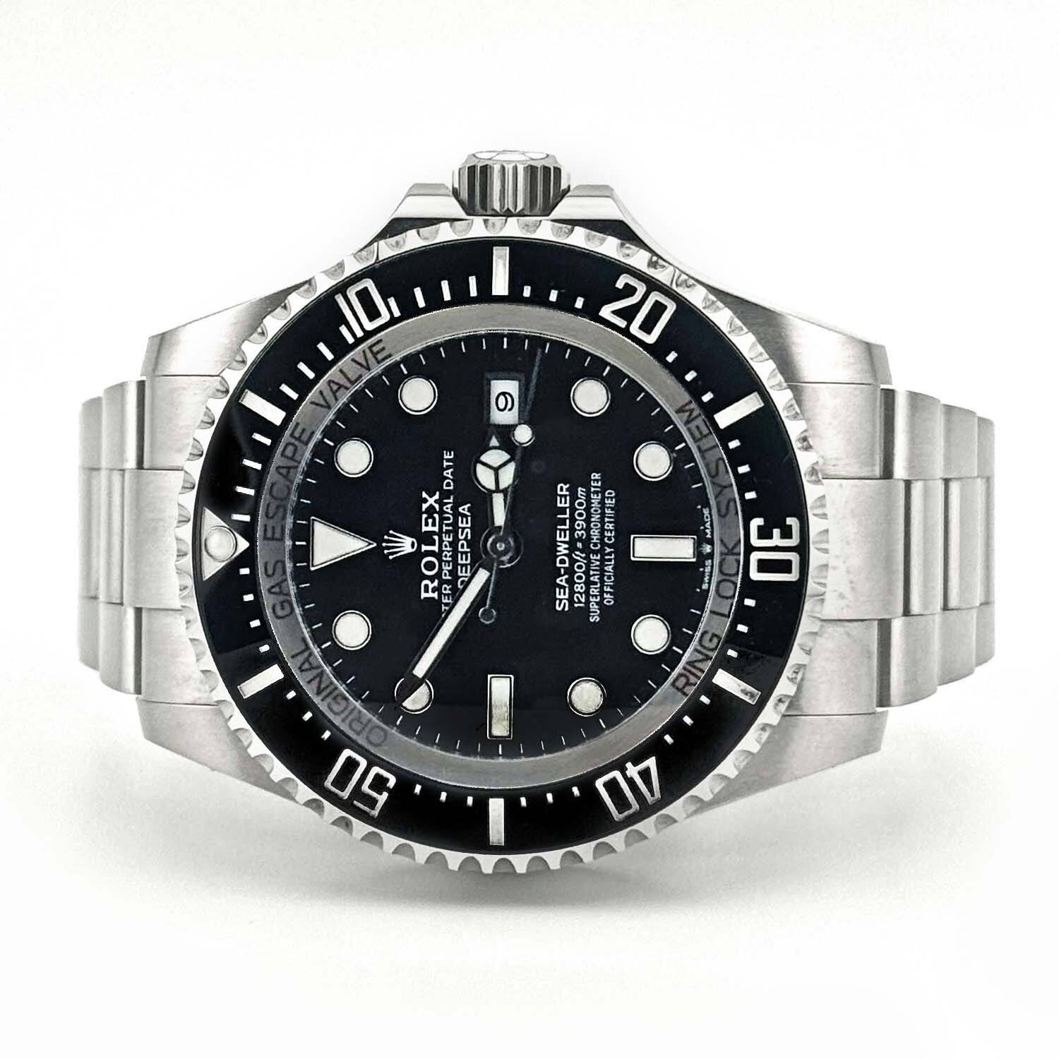 Rolex Sea-Dweller Deepsea 126660_2A - Baraka Orologi Rolex Esplora la raffinata collezione di orologi di lusso di Baraka Srl, situata nel cuore di Milano, in Piazza Missori 3. Con un'ampia selezione di orologi esclusivi, il nostro showroom rappresenta l'eleganza e la maestria orologiaia. Scopri i modelli unici e senza tempo, perfetti per chi cerca l'eccellenza in ogni dettaglio. Baraka Srl, un punto di riferimento per gli appassionati di orologi di alta classe, ti aspetta a Milano.