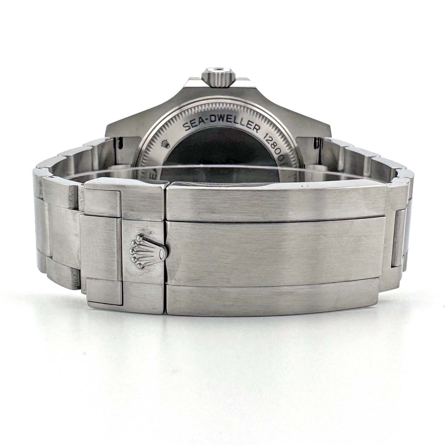 Rolex Sea-Dweller Deepsea 126660_3A - Baraka Orologi Rolex Esplora la raffinata collezione di orologi di lusso di Baraka Srl, situata nel cuore di Milano, in Piazza Missori 3. Con un'ampia selezione di orologi esclusivi, il nostro showroom rappresenta l'eleganza e la maestria orologiaia. Scopri i modelli unici e senza tempo, perfetti per chi cerca l'eccellenza in ogni dettaglio. Baraka Srl, un punto di riferimento per gli appassionati di orologi di alta classe, ti aspetta a Milano.