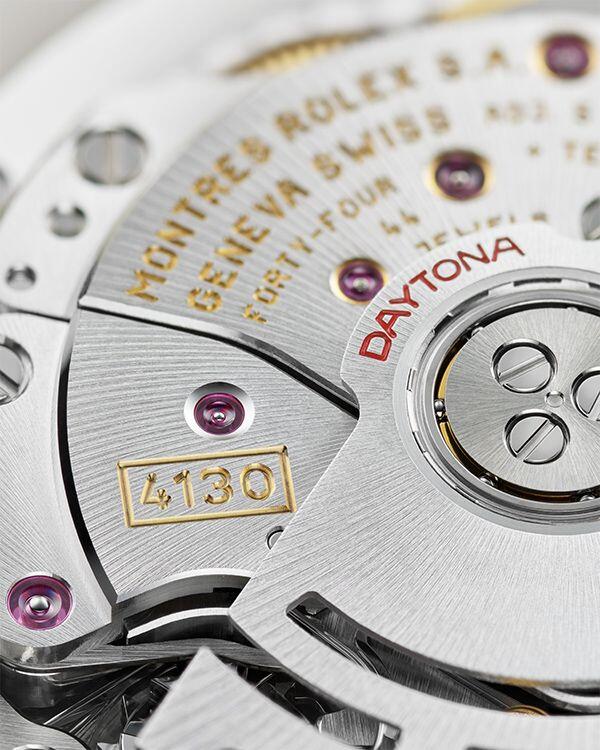 Esplora la raffinata collezione di orologi di lusso di Baraka Srl, situata nel cuore di Milano, in Piazza Missori 3. Con un'ampia selezione di orologi esclusivi, il nostro showroom rappresenta l'eleganza e la maestria orologiaia. Scopri i modelli unici e senza tempo, perfetti per chi cerca l'eccellenza in ogni dettaglio. Baraka Srl, un punto di riferimento per gli appassionati di orologi di alta classe, ti aspetta a Milano.