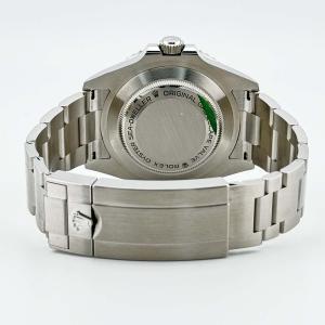 Esplora la raffinata collezione di orologi di lusso di Baraka Srl, situata nel cuore di Milano, in Piazza Missori 3. Con un'ampia selezione di orologi esclusivi, il nostro showroom rappresenta l'eleganza e la maestria orologiaia. Scopri i modelli unici e senza tempo, perfetti per chi cerca l'eccellenza in ogni dettaglio. Baraka Srl, un punto di riferimento per gli appassionati di orologi di alta classe, ti aspetta a Milano.