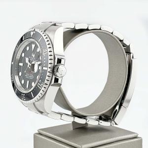 Esplora la raffinata collezione di orologi di lusso di Baraka Srl, situata nel cuore di Milano, in Piazza Missori 3. Con un'ampia selezione di orologi esclusivi, il nostro showroom rappresenta l'eleganza e la maestria orologiaia. Scopri i modelli unici e senza tempo, perfetti per chi cerca l'eccellenza in ogni dettaglio. Baraka Srl, un punto di riferimento per gli appassionati di orologi di alta classe, ti aspetta a Milano.