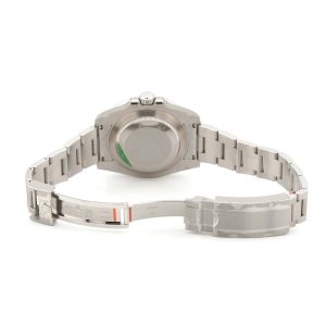 Esplora la raffinata collezione di orologi di lusso di Baraka Srl, situata nel cuore di Milano, in Piazza Missori 3. Con un'ampia selezione di orologi esclusivi, il nostro showroom rappresenta l'eleganza e la maestria orologiaia. Scopri i modelli unici e senza tempo, perfetti per chi cerca l'eccellenza in ogni dettaglio. Baraka Srl, un punto di riferimento per gli appassionati di orologi di alta classe, ti aspetta a Milano.