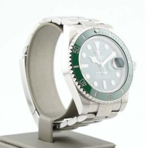 Esplora la raffinata collezione di orologi di lusso di Baraka Srl, situata nel cuore di Milano, in Piazza Missori 3. Con un'ampia selezione di orologi esclusivi, il nostro showroom rappresenta l'eleganza e la maestria orologiaia. Scopri i modelli unici e senza tempo, perfetti per chi cerca l'eccellenza in ogni dettaglio. Baraka Srl, un punto di riferimento per gli appassionati di orologi di alta classe, ti aspetta a Milano.