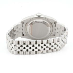 Esplora la raffinata collezione di orologi di lusso di Baraka Srl, situata nel cuore di Milano, in Piazza Missori 3. Con un'ampia selezione di orologi esclusivi, il nostro showroom rappresenta l'eleganza e la maestria orologiaia. Scopri i modelli unici e senza tempo, perfetti per chi cerca l'eccellenza in ogni dettaglio. Baraka Srl, un punto di riferimento per gli appassionati di orologi di alta classe, ti aspetta a Milano.