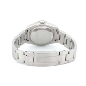 Esplora la raffinata collezione di orologi di lusso di Baraka Srl, situata nel cuore di Milano, in Piazza Missori 3. Con un'ampia selezione di orologi esclusivi, il nostro showroom rappresenta l'eleganza e la maestria orologiaia. Scopri i modelli unici e senza tempo, perfetti per chi cerca l'eccellenza in ogni dettaglio. Baraka Srl, un punto di riferimento per gli appassionati di orologi di alta classe, ti aspetta a Milano.