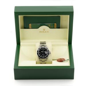 Esplora la raffinata collezione di orologi di lusso di Baraka Srl, situata nel cuore di Milano, in Piazza Missori 3. Con un'ampia selezione di orologi esclusivi, il nostro showroom rappresenta l'eleganza e la maestria orologiaia. Scopri i modelli unici e senza tempo, perfetti per chi cerca l'eccellenza in ogni dettaglio. Baraka Srl, un punto di riferimento per gli appassionati di orologi di alta classe, ti aspetta a Milano.