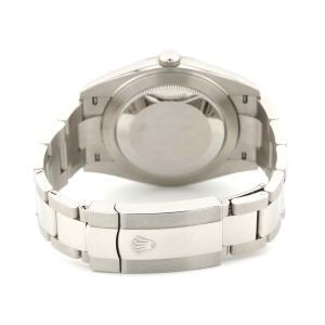 Esplora la raffinata collezione di orologi di lusso di Baraka Srl, situata nel cuore di Milano, in Piazza Missori 3. Con un'ampia selezione di orologi esclusivi, il nostro showroom rappresenta l'eleganza e la maestria orologiaia. Scopri i modelli unici e senza tempo, perfetti per chi cerca l'eccellenza in ogni dettaglio. Baraka Srl, un punto di riferimento per gli appassionati di orologi di alta classe, ti aspetta a Milano.