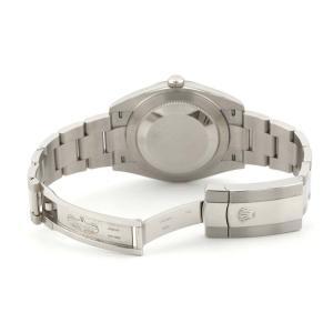 Esplora la raffinata collezione di orologi di lusso di Baraka Srl, situata nel cuore di Milano, in Piazza Missori 3. Con un'ampia selezione di orologi esclusivi, il nostro showroom rappresenta l'eleganza e la maestria orologiaia. Scopri i modelli unici e senza tempo, perfetti per chi cerca l'eccellenza in ogni dettaglio. Baraka Srl, un punto di riferimento per gli appassionati di orologi di alta classe, ti aspetta a Milano.