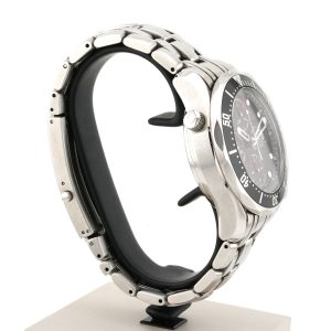 Esplora la raffinata collezione di orologi di lusso di Baraka Srl, situata nel cuore di Milano, in Piazza Missori 3. Con un'ampia selezione di orologi esclusivi, il nostro showroom rappresenta l'eleganza e la maestria orologiaia. Scopri i modelli unici e senza tempo, perfetti per chi cerca l'eccellenza in ogni dettaglio. Baraka Srl, un punto di riferimento per gli appassionati di orologi di alta classe, ti aspetta a Milano.