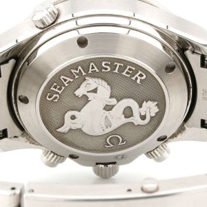 Esplora la raffinata collezione di orologi di lusso di Baraka Srl, situata nel cuore di Milano, in Piazza Missori 3. Con un'ampia selezione di orologi esclusivi, il nostro showroom rappresenta l'eleganza e la maestria orologiaia. Scopri i modelli unici e senza tempo, perfetti per chi cerca l'eccellenza in ogni dettaglio. Baraka Srl, un punto di riferimento per gli appassionati di orologi di alta classe, ti aspetta a Milano.