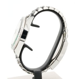 Esplora la raffinata collezione di orologi di lusso di Baraka Srl, situata nel cuore di Milano, in Piazza Missori 3. Con un'ampia selezione di orologi esclusivi, il nostro showroom rappresenta l'eleganza e la maestria orologiaia. Scopri i modelli unici e senza tempo, perfetti per chi cerca l'eccellenza in ogni dettaglio. Baraka Srl, un punto di riferimento per gli appassionati di orologi di alta classe, ti aspetta a Milano.