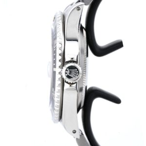 Esplora la raffinata collezione di orologi di lusso di Baraka Srl, situata nel cuore di Milano, in Piazza Missori 3. Con un'ampia selezione di orologi esclusivi, il nostro showroom rappresenta l'eleganza e la maestria orologiaia. Scopri i modelli unici e senza tempo, perfetti per chi cerca l'eccellenza in ogni dettaglio. Baraka Srl, un punto di riferimento per gli appassionati di orologi di alta classe, ti aspetta a Milano.