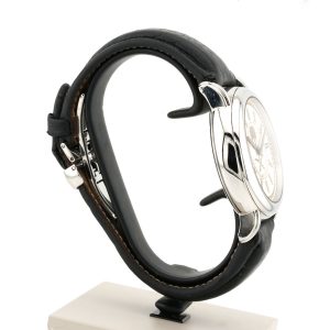 Esplora la raffinata collezione di orologi di lusso di Baraka Srl, situata nel cuore di Milano, in Piazza Missori 3. Con un'ampia selezione di orologi esclusivi, il nostro showroom rappresenta l'eleganza e la maestria orologiaia. Scopri i modelli unici e senza tempo, perfetti per chi cerca l'eccellenza in ogni dettaglio. Baraka Srl, un punto di riferimento per gli appassionati di orologi di alta classe, ti aspetta a Milano.