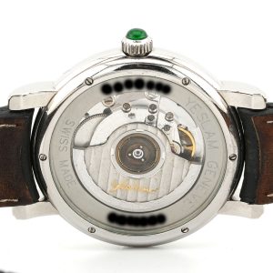 Esplora la raffinata collezione di orologi di lusso di Baraka Srl, situata nel cuore di Milano, in Piazza Missori 3. Con un'ampia selezione di orologi esclusivi, il nostro showroom rappresenta l'eleganza e la maestria orologiaia. Scopri i modelli unici e senza tempo, perfetti per chi cerca l'eccellenza in ogni dettaglio. Baraka Srl, un punto di riferimento per gli appassionati di orologi di alta classe, ti aspetta a Milano.