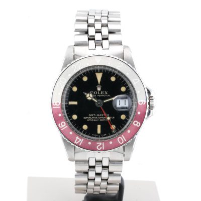 Esplora la raffinata collezione di orologi di lusso di Baraka Srl, situata nel cuore di Milano, in Piazza Missori 3. Con un'ampia selezione di orologi esclusivi, il nostro showroom rappresenta l'eleganza e la maestria orologiaia. Scopri i modelli unici e senza tempo, perfetti per chi cerca l'eccellenza in ogni dettaglio. Baraka Srl, un punto di riferimento per gli appassionati di orologi di alta classe, ti aspetta a Milano.