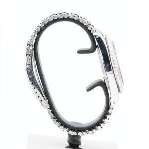 Esplora la raffinata collezione di orologi di lusso di Baraka Srl, situata nel cuore di Milano, in Piazza Missori 3. Con un'ampia selezione di orologi esclusivi, il nostro showroom rappresenta l'eleganza e la maestria orologiaia. Scopri i modelli unici e senza tempo, perfetti per chi cerca l'eccellenza in ogni dettaglio. Baraka Srl, un punto di riferimento per gli appassionati di orologi di alta classe, ti aspetta a Milano.