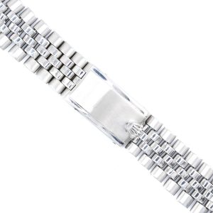 Esplora la raffinata collezione di orologi di lusso di Baraka Srl, situata nel cuore di Milano, in Piazza Missori 3. Con un'ampia selezione di orologi esclusivi, il nostro showroom rappresenta l'eleganza e la maestria orologiaia. Scopri i modelli unici e senza tempo, perfetti per chi cerca l'eccellenza in ogni dettaglio. Baraka Srl, un punto di riferimento per gli appassionati di orologi di alta classe, ti aspetta a Milano.