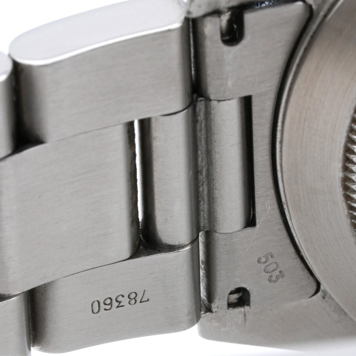 rolex daytona 16520 quatro scritte jpg10 - Baraka Orologi Rolex Esplora la raffinata collezione di orologi di lusso di Baraka Srl, situata nel cuore di Milano, in Piazza Missori 3. Con un'ampia selezione di orologi esclusivi, il nostro showroom rappresenta l'eleganza e la maestria orologiaia. Scopri i modelli unici e senza tempo, perfetti per chi cerca l'eccellenza in ogni dettaglio. Baraka Srl, un punto di riferimento per gli appassionati di orologi di alta classe, ti aspetta a Milano.