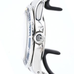 Esplora la raffinata collezione di orologi di lusso di Baraka Srl, situata nel cuore di Milano, in Piazza Missori 3. Con un'ampia selezione di orologi esclusivi, il nostro showroom rappresenta l'eleganza e la maestria orologiaia. Scopri i modelli unici e senza tempo, perfetti per chi cerca l'eccellenza in ogni dettaglio. Baraka Srl, un punto di riferimento per gli appassionati di orologi di alta classe, ti aspetta a Milano.