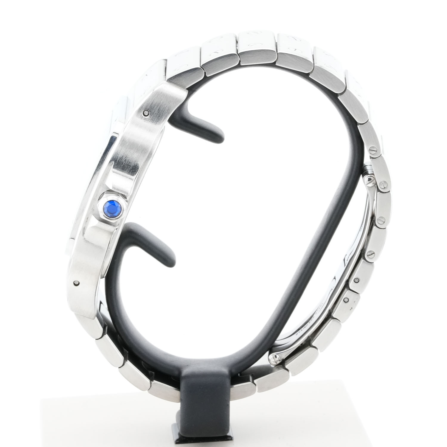 cartier santos 2823 jpg3 - Baraka Orologi Rolex Esplora la raffinata collezione di orologi di lusso di Baraka Srl, situata nel cuore di Milano, in Piazza Missori 3. Con un'ampia selezione di orologi esclusivi, il nostro showroom rappresenta l'eleganza e la maestria orologiaia. Scopri i modelli unici e senza tempo, perfetti per chi cerca l'eccellenza in ogni dettaglio. Baraka Srl, un punto di riferimento per gli appassionati di orologi di alta classe, ti aspetta a Milano.